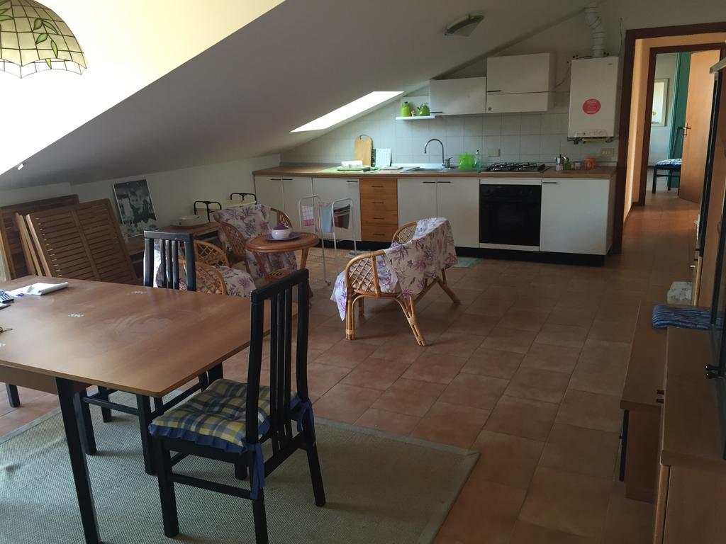 Apartmán Mansarda Mare Altidona Pokoj fotografie