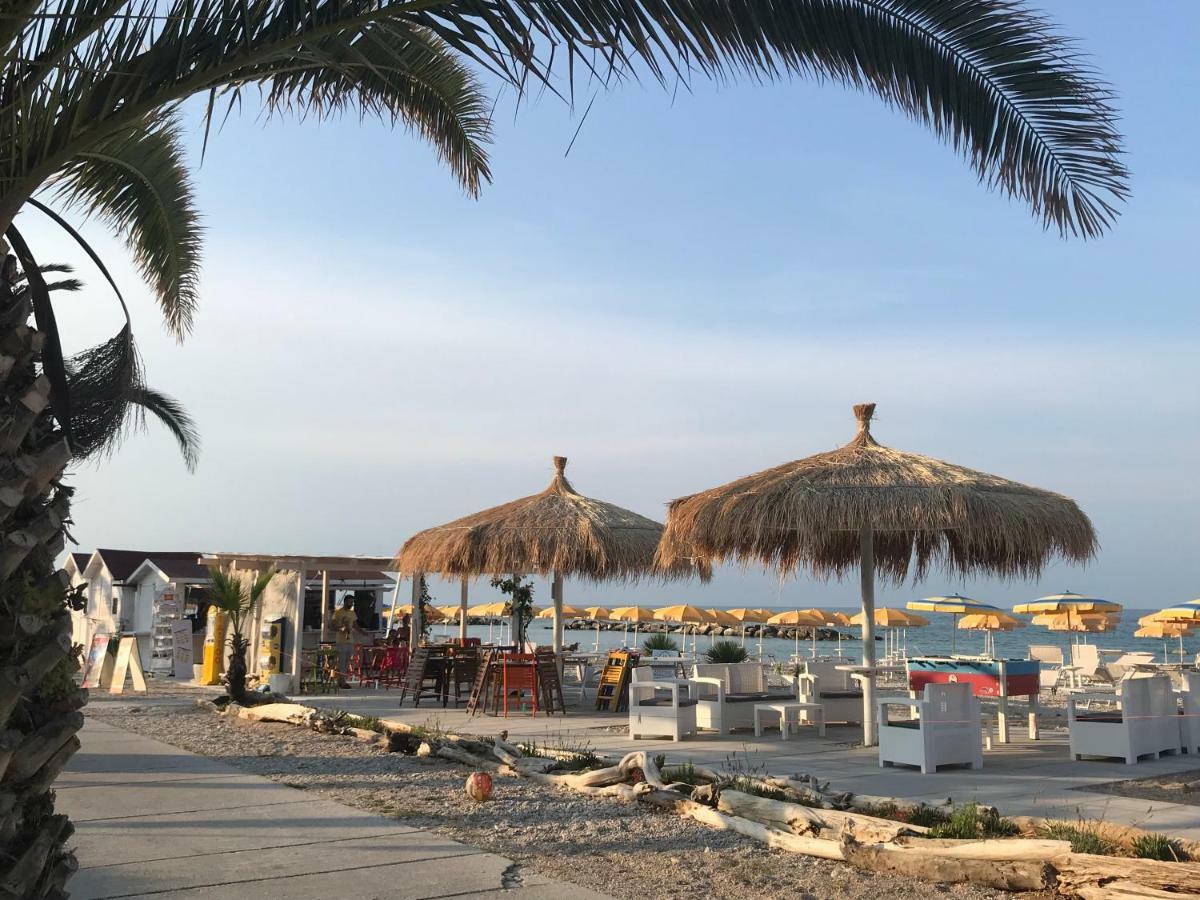 Apartmán Mansarda Mare Altidona Exteriér fotografie